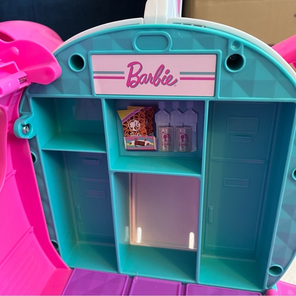 Barbie Dream Plane 2019 Complete Set Airplane with All original accessories - Picture 7 of 10